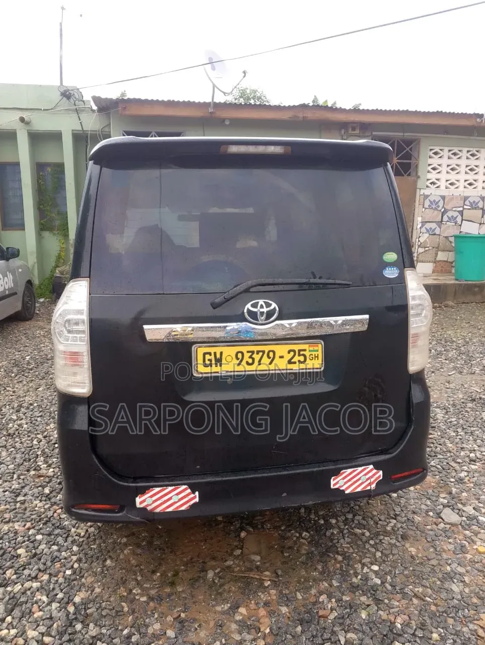 Toyota Voxy 2013 Black