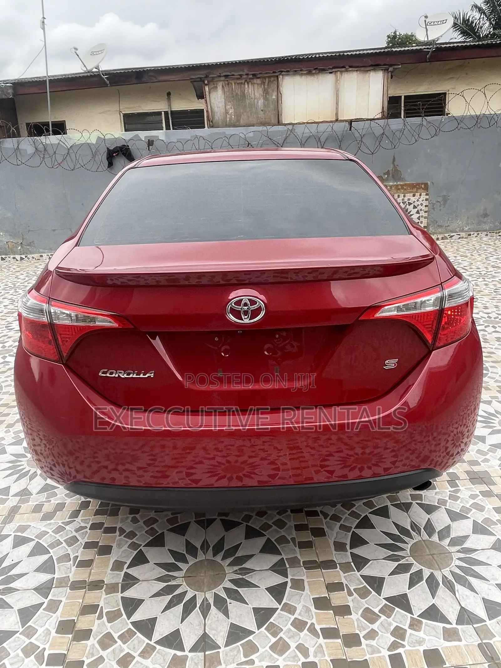 Toyota Corolla 2016 Red