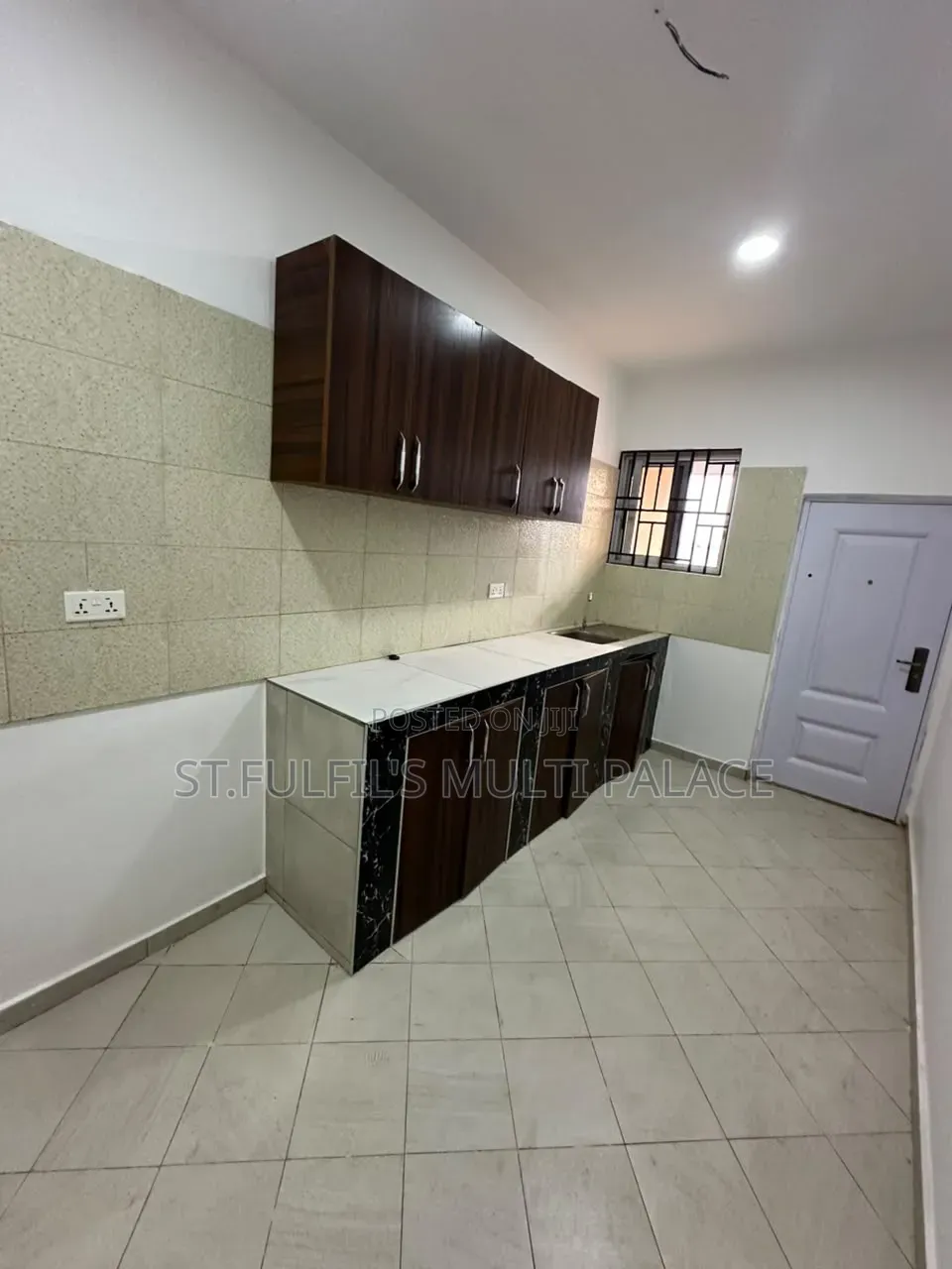 3bdrm Apartment in Adenta Pantang Road, New Site for rent