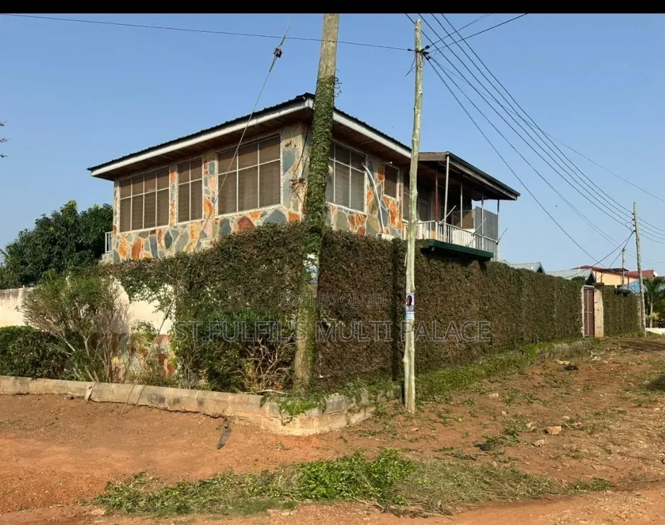 4bdrm Apartment in Agbogba, New Site for sale
