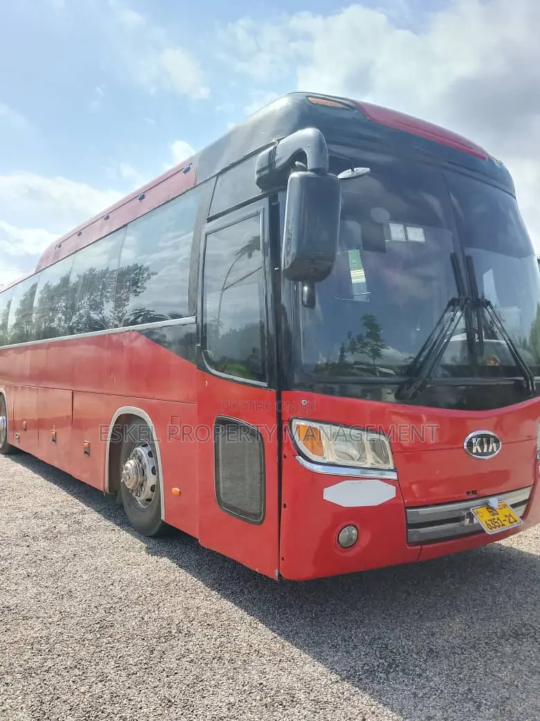 Rent Coach Bus for Trips