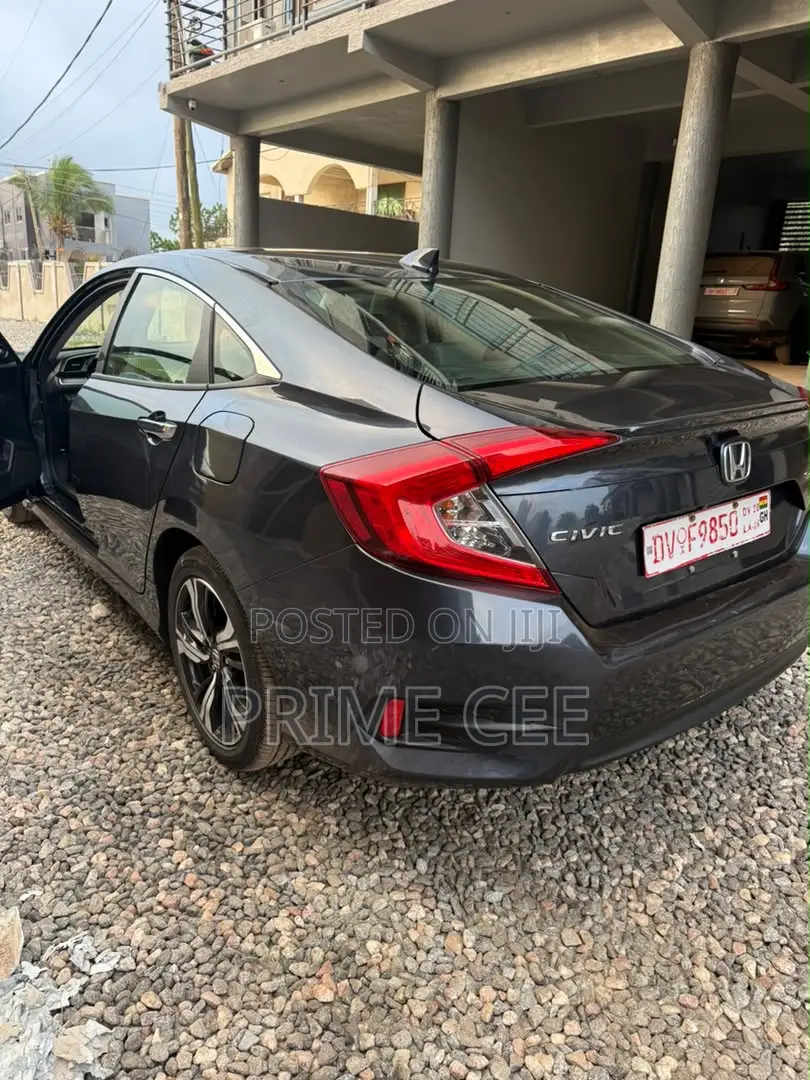 Honda Civic Touring 4dr Sedan (1.5L 4cyl) 2016 Gray