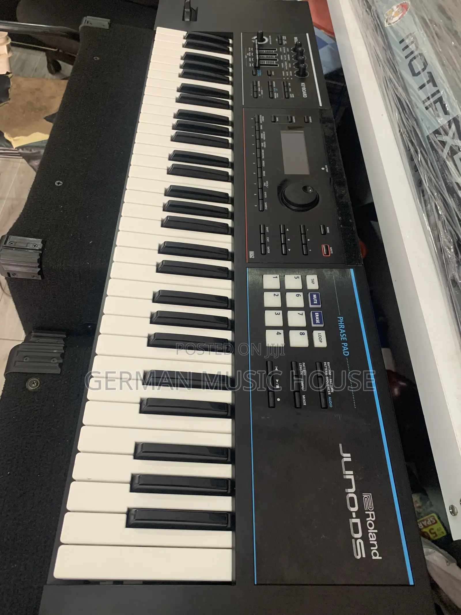 Juno Ds 61 Keys
