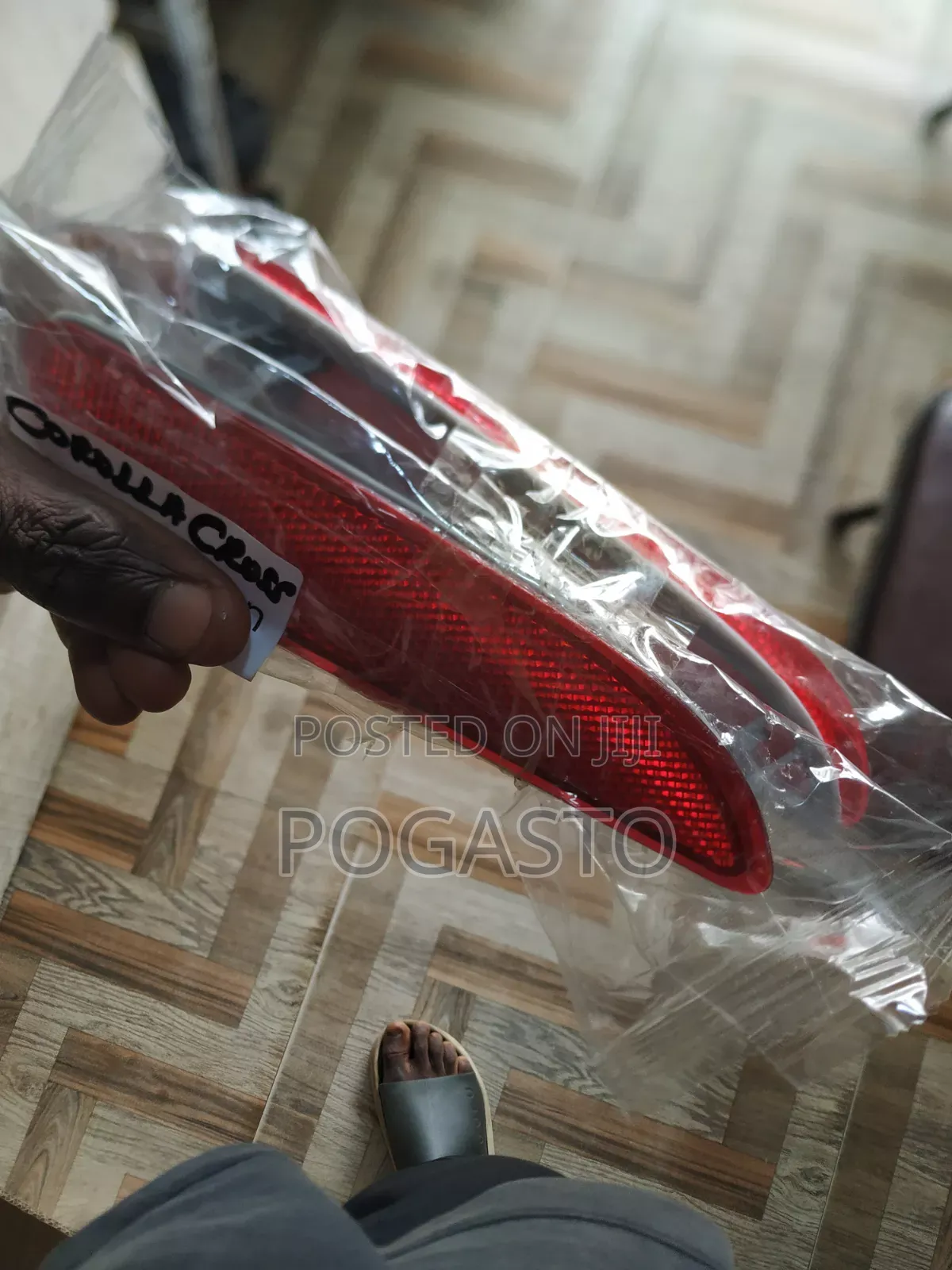 Toyota Corolla Cross 2020-2022 Back Bumper Reflector