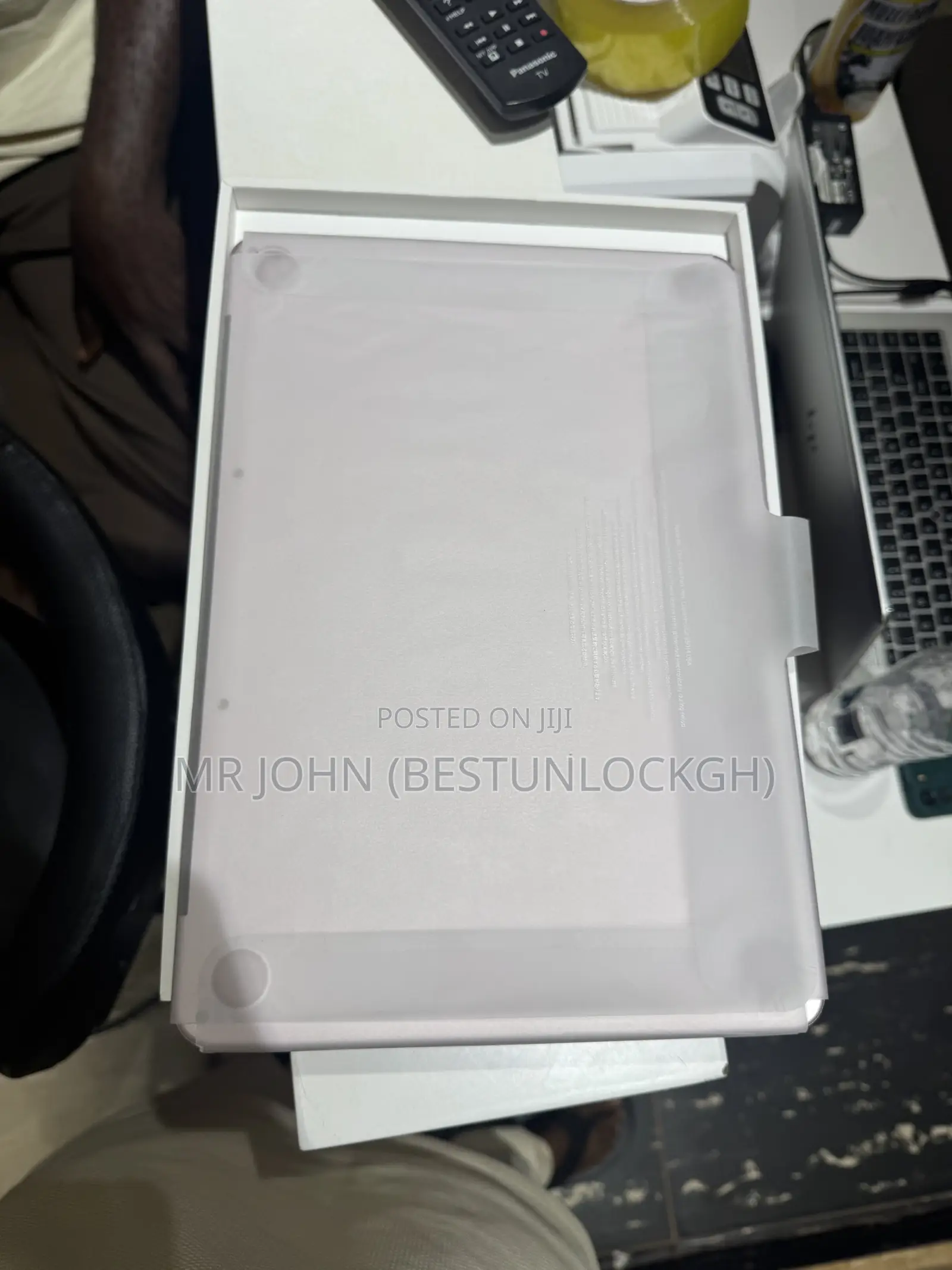 New Laptop Apple MacBook Neo 2026 8GB Apple M1 SSD 256GB