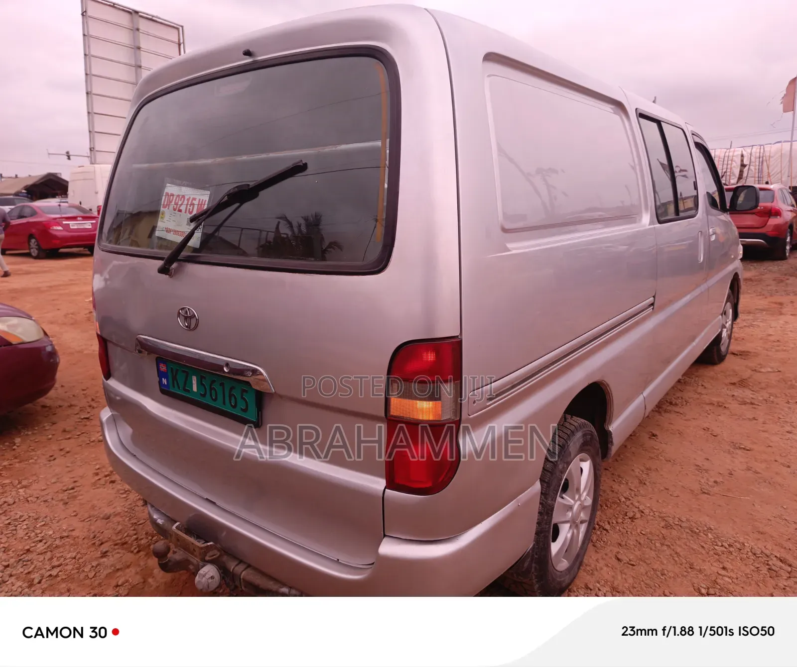 Toyota HiAce 2012 Silver