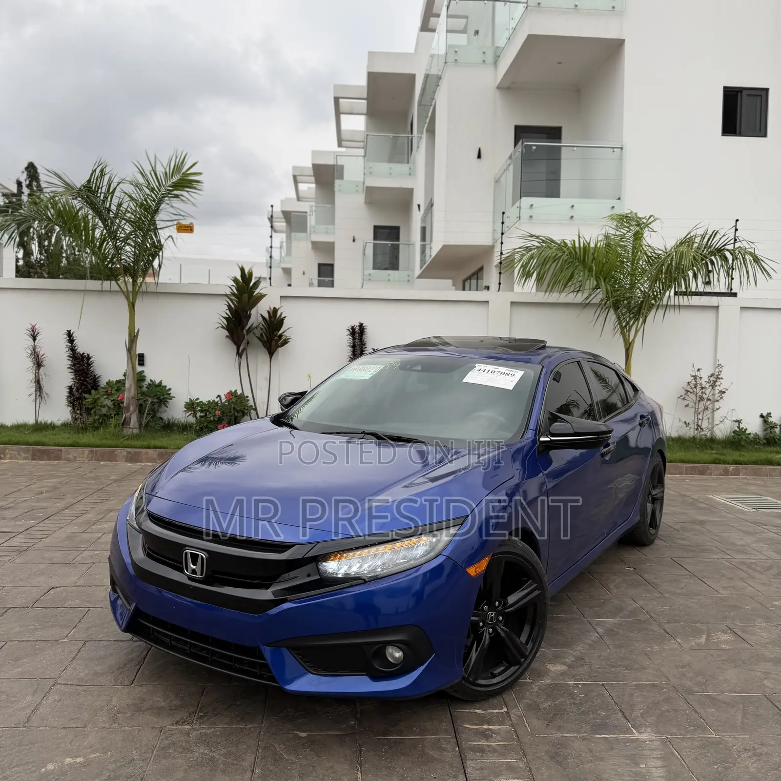Honda Civic Touring 4dr Sedan (1.5L 4cyl) 2017 Blue