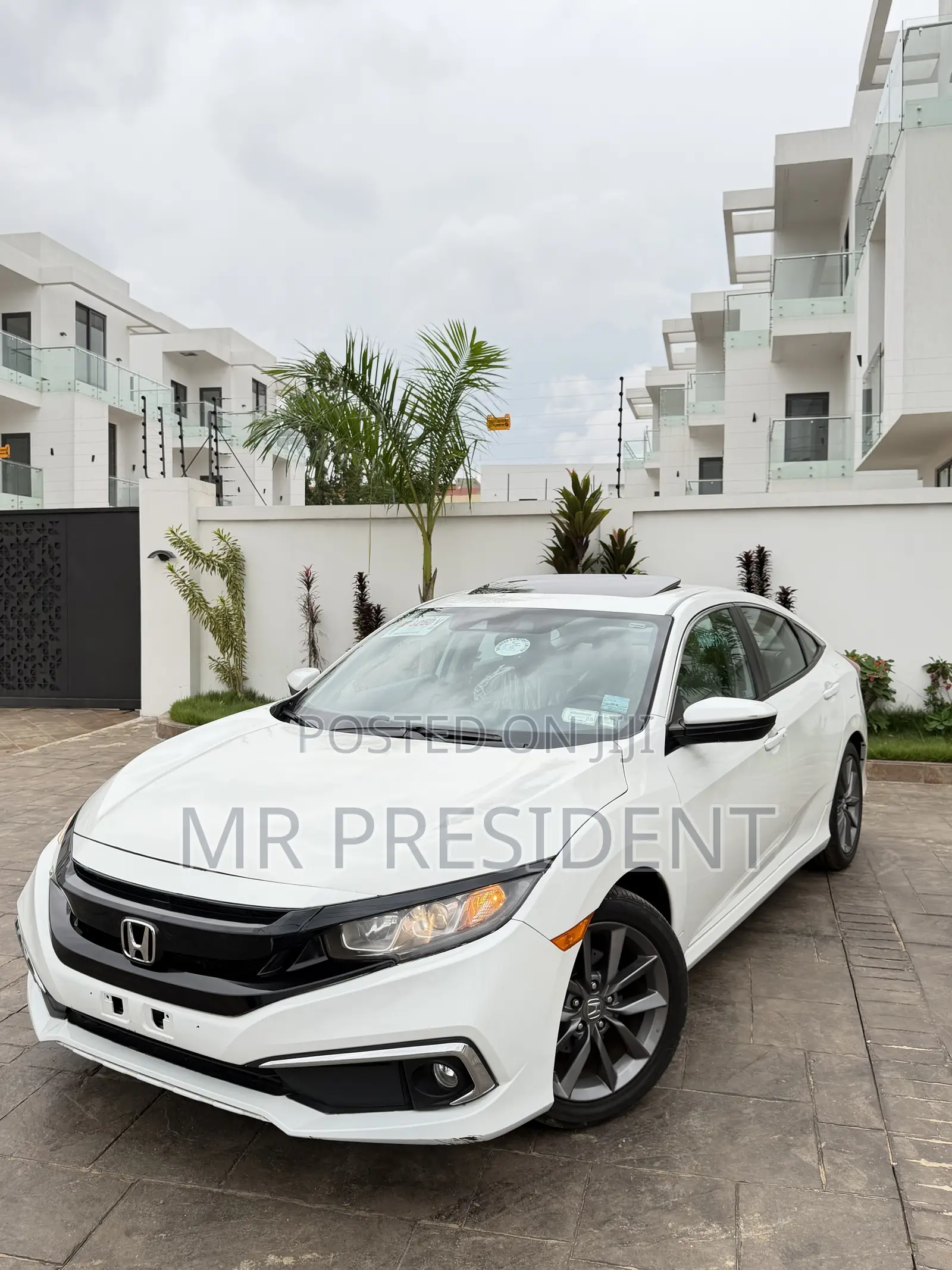 Honda Civic EX Sedan 2019 White