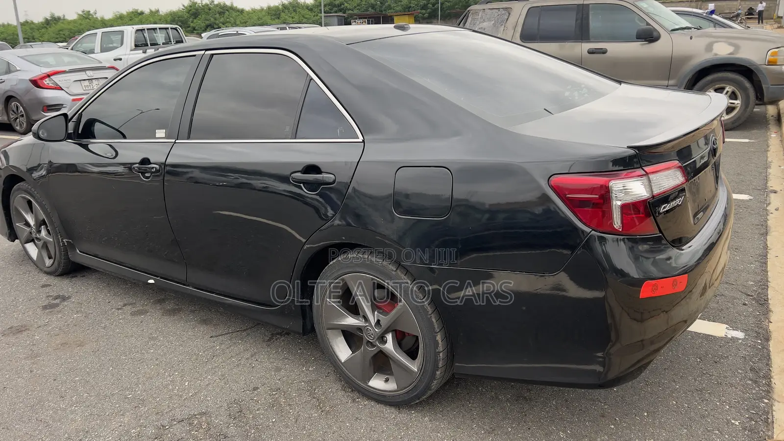 Toyota Camry SE 4dr Sedan (2.5L 4cyl 6A) 2013 Black