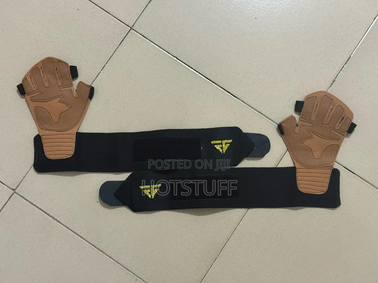 Sports Gloves