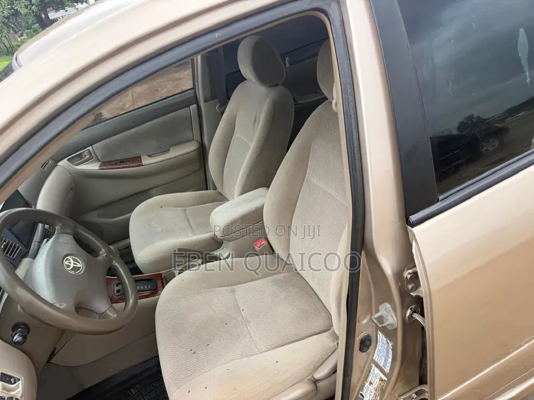 Toyota Corolla 2007 Gold