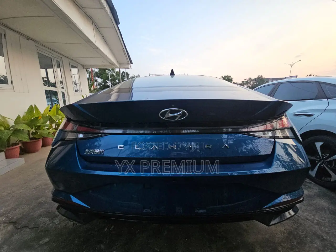 Hyundai Elantra SE 2021 Blue
