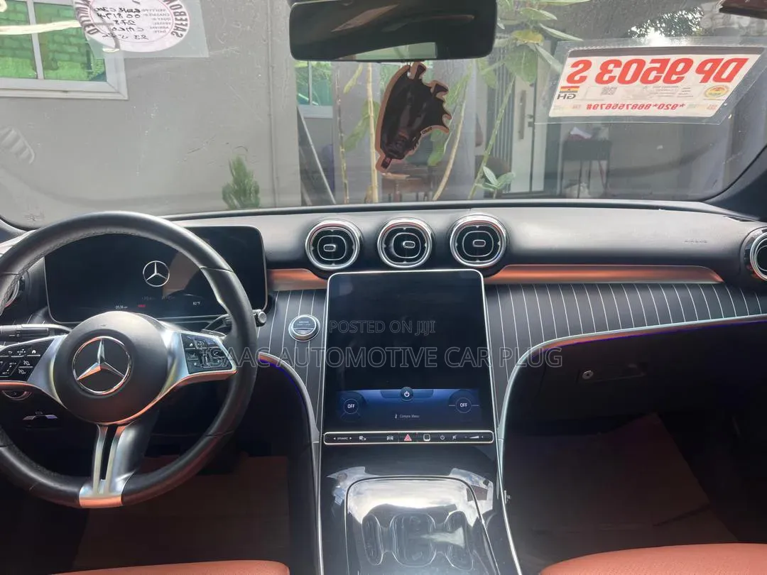 Mercedes-Benz C300 2022 Black