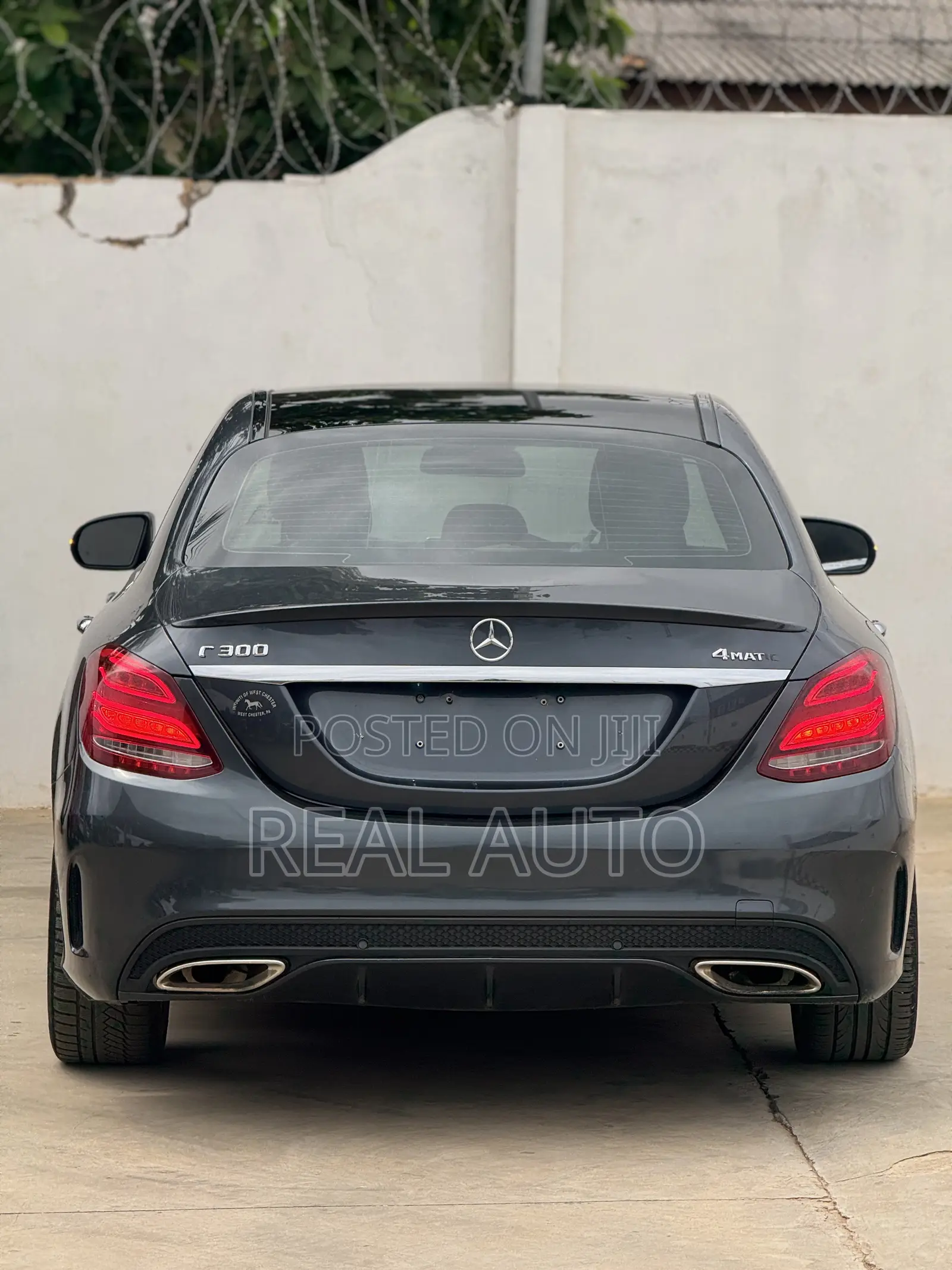 Mercedes-Benz C300 Luxury Sedan RWD (2.0L 4cyl 7A) 2017 Gray