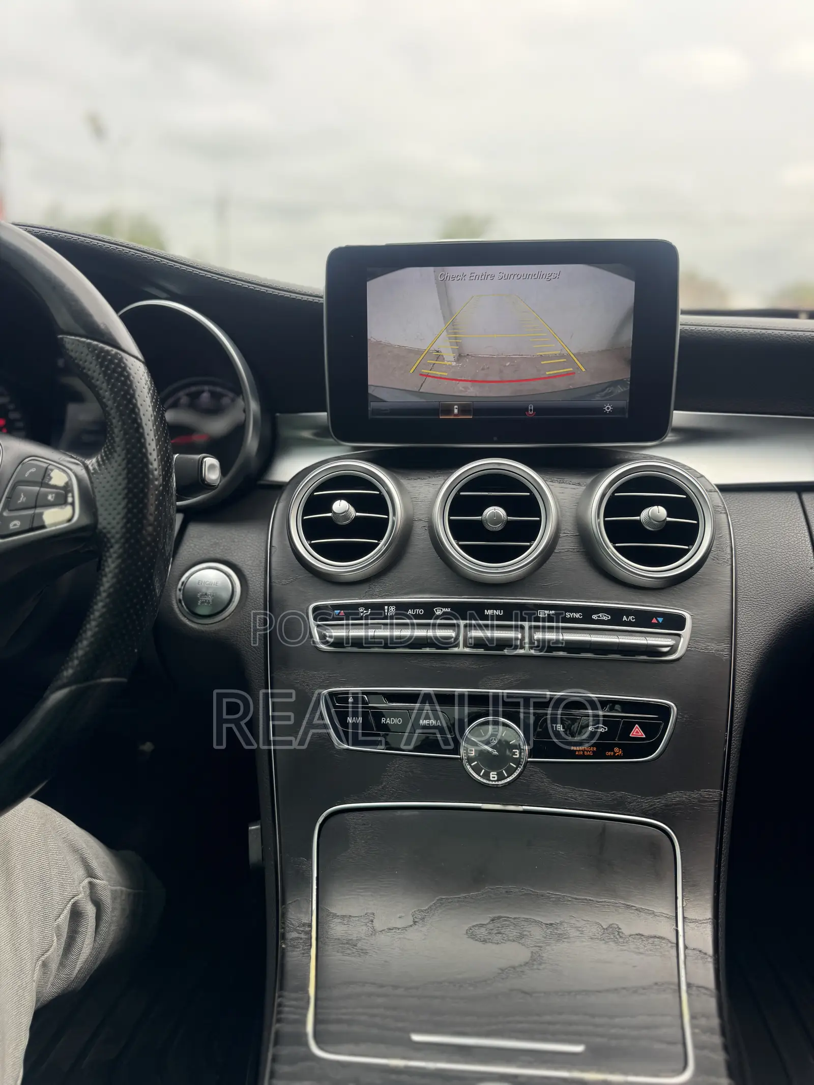 Mercedes-Benz C300 Luxury Sedan RWD (2.0L 4cyl 7A) 2017 Gray