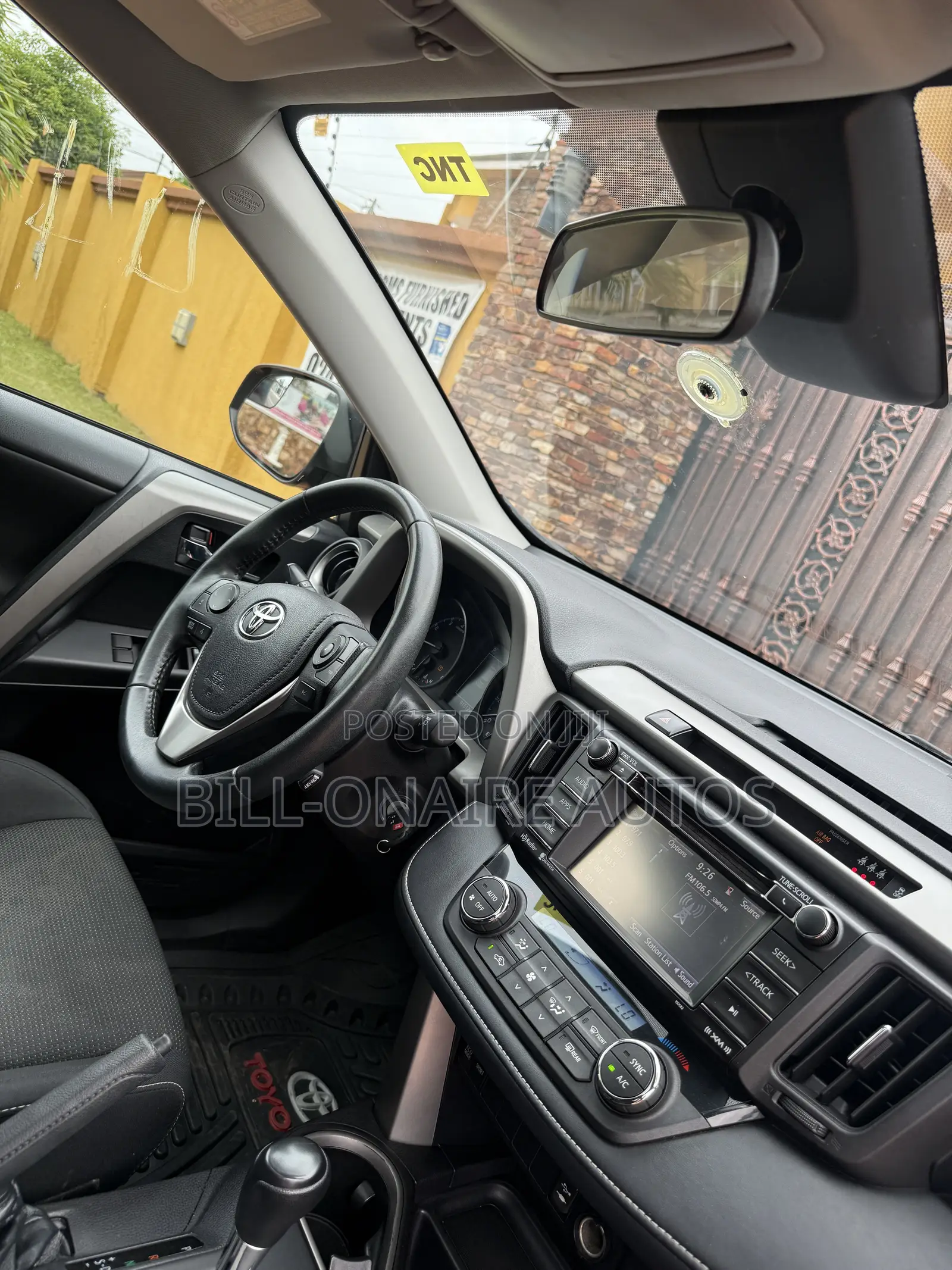 Toyota RAV4 XLE AWD (2.5L 4cyl 6A) 2017 Black