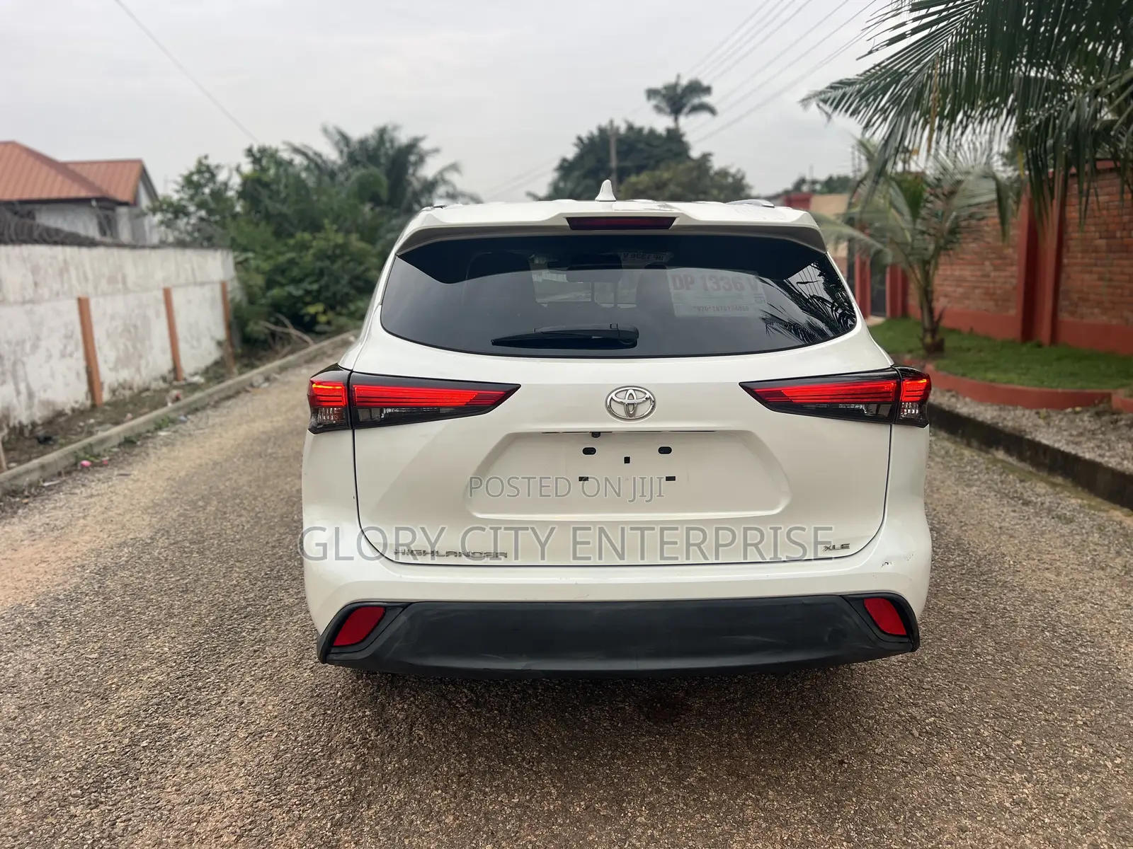 Toyota Highlander XLE 2021 White