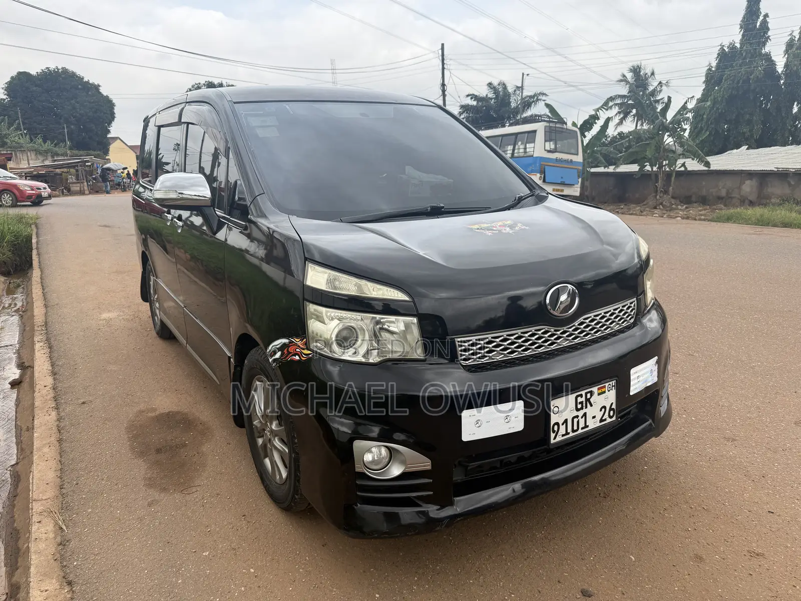 Toyota Voxy 2013 Black