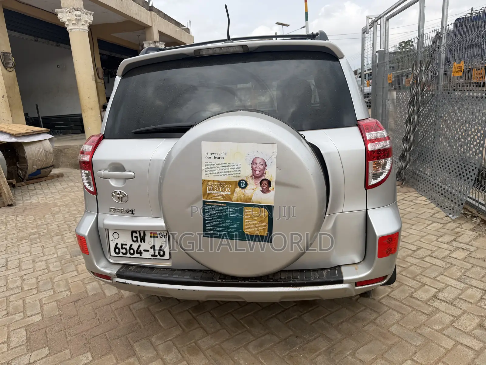 Toyota RAV4 2012 Silver