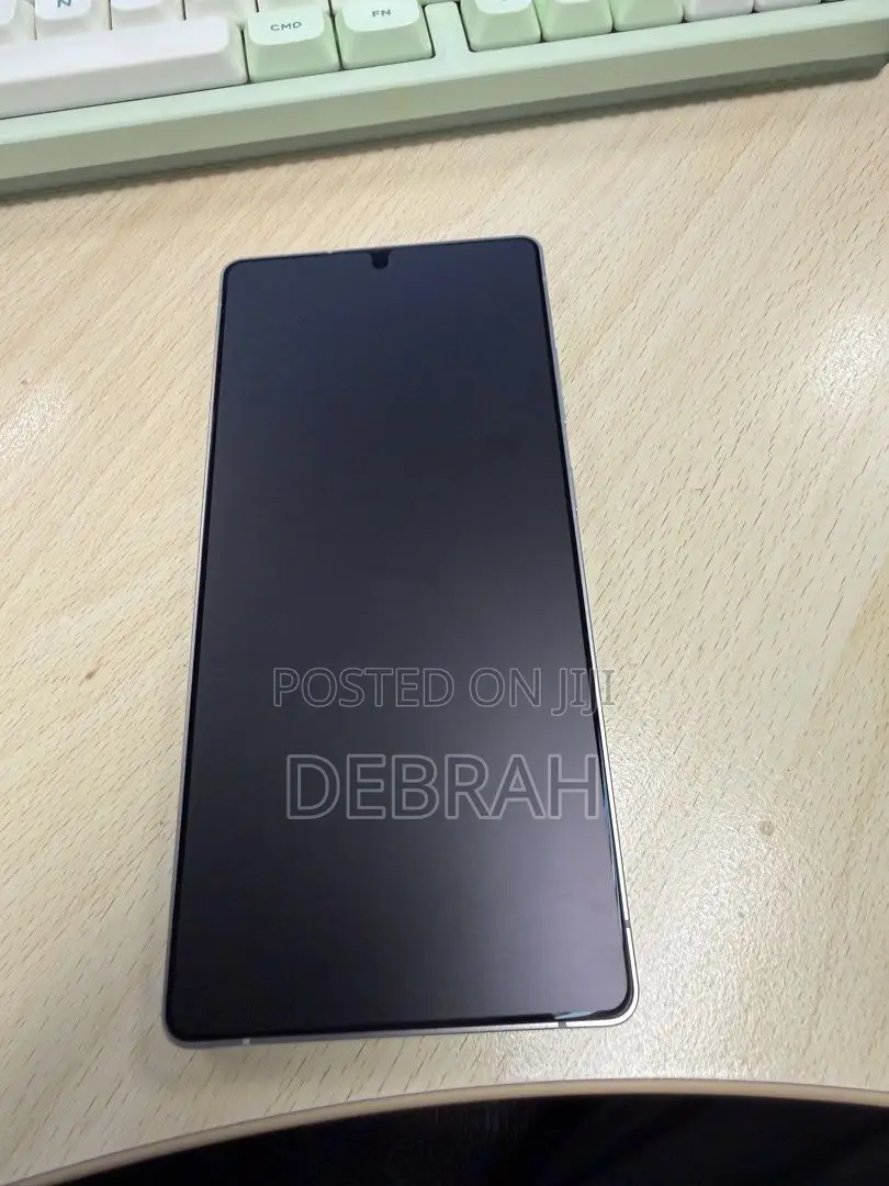 New Samsung Galaxy S25 Ultra 1 TB Silver
