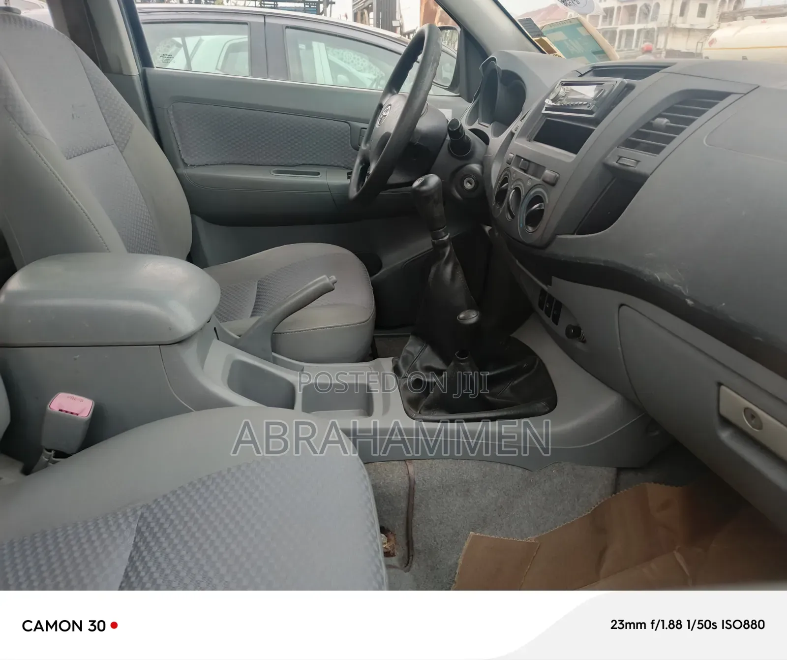Toyota Hilux 2015 Black