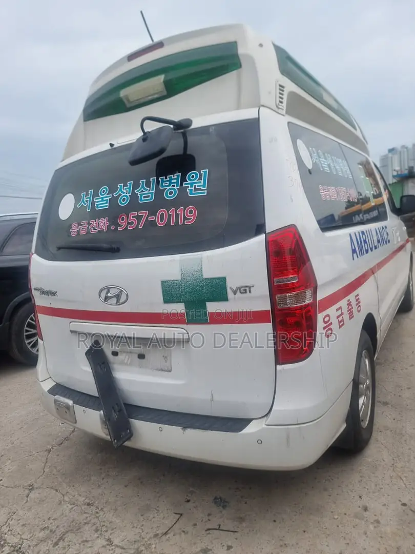 Hyundai Starex 2017 White