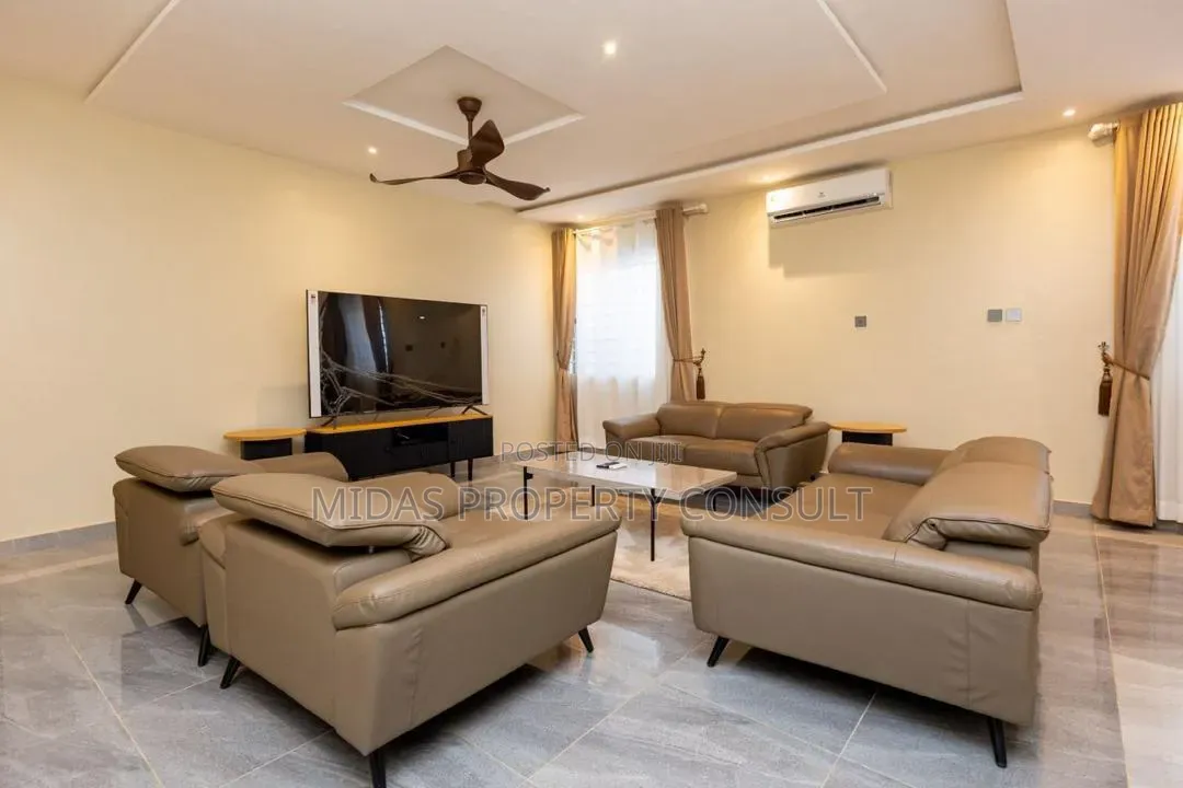 3bdrm House in Ayi Mensah, Ga East Municipal for sale