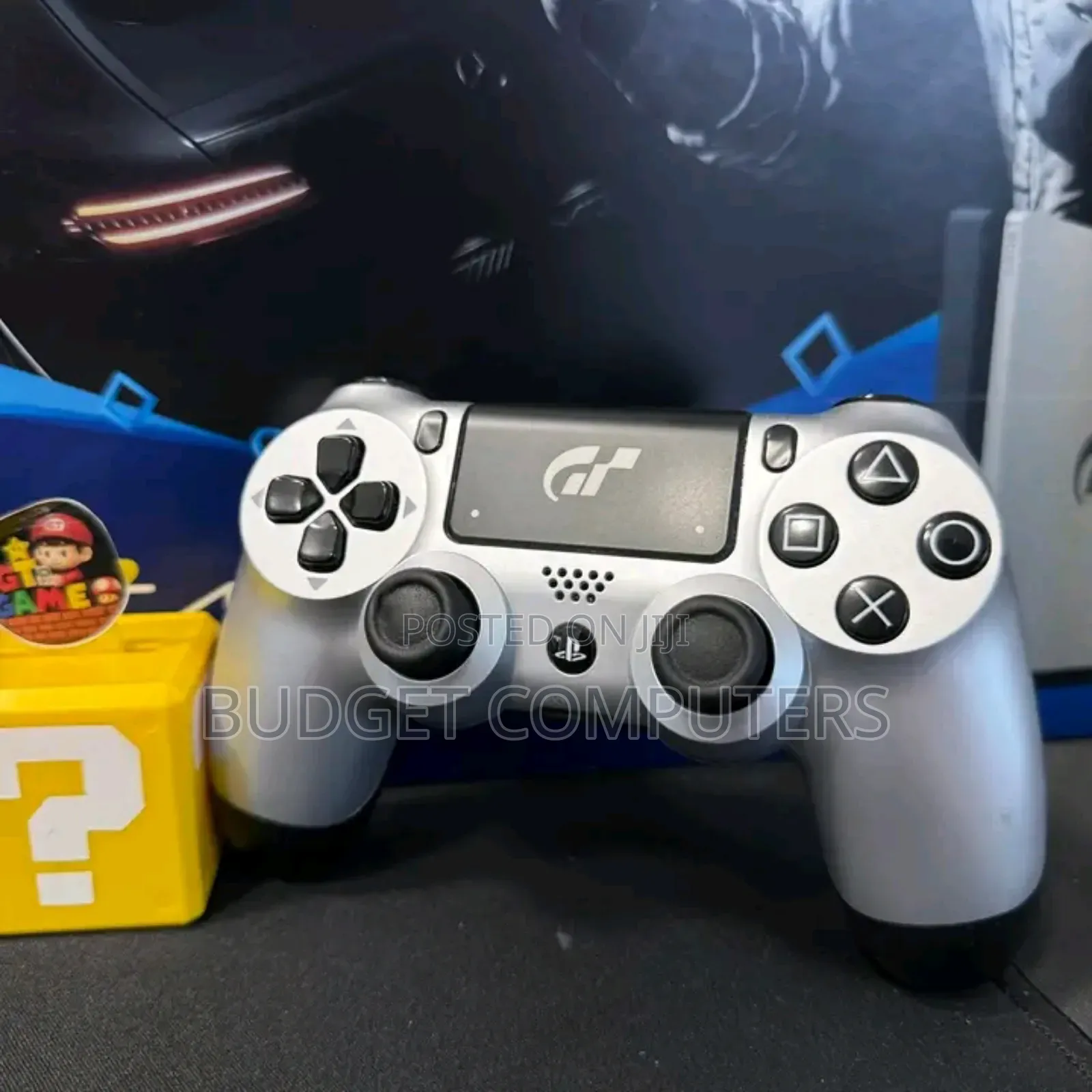 Play Station 4 Slim