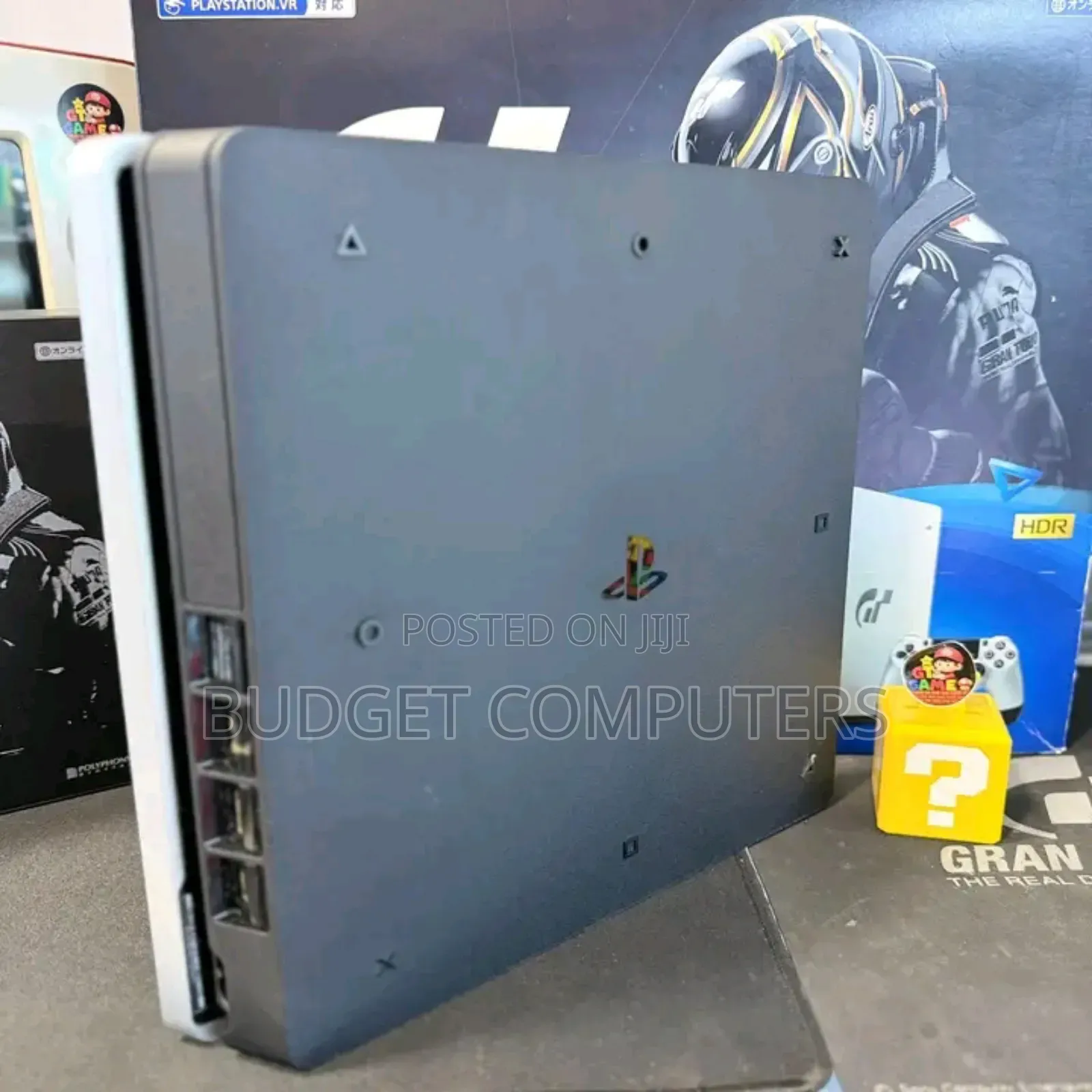 Play Station 4 Slim