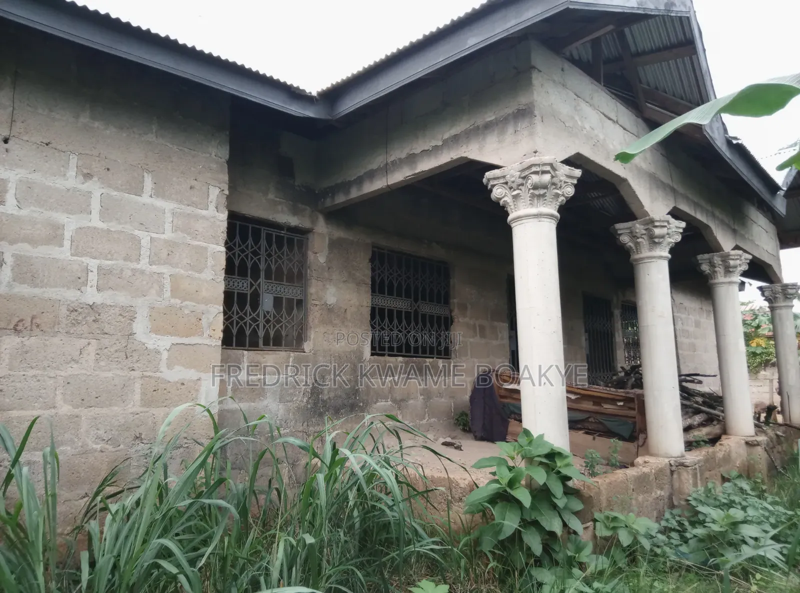 4bdrm House in Brother K Estate, Kumasi Metropolitan for sale