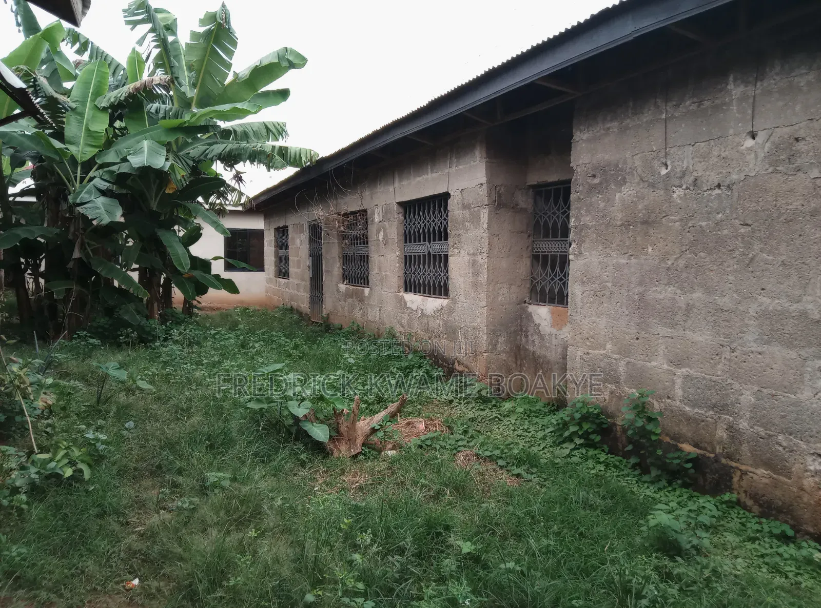 4bdrm House in Brother K Estate, Kumasi Metropolitan for sale
