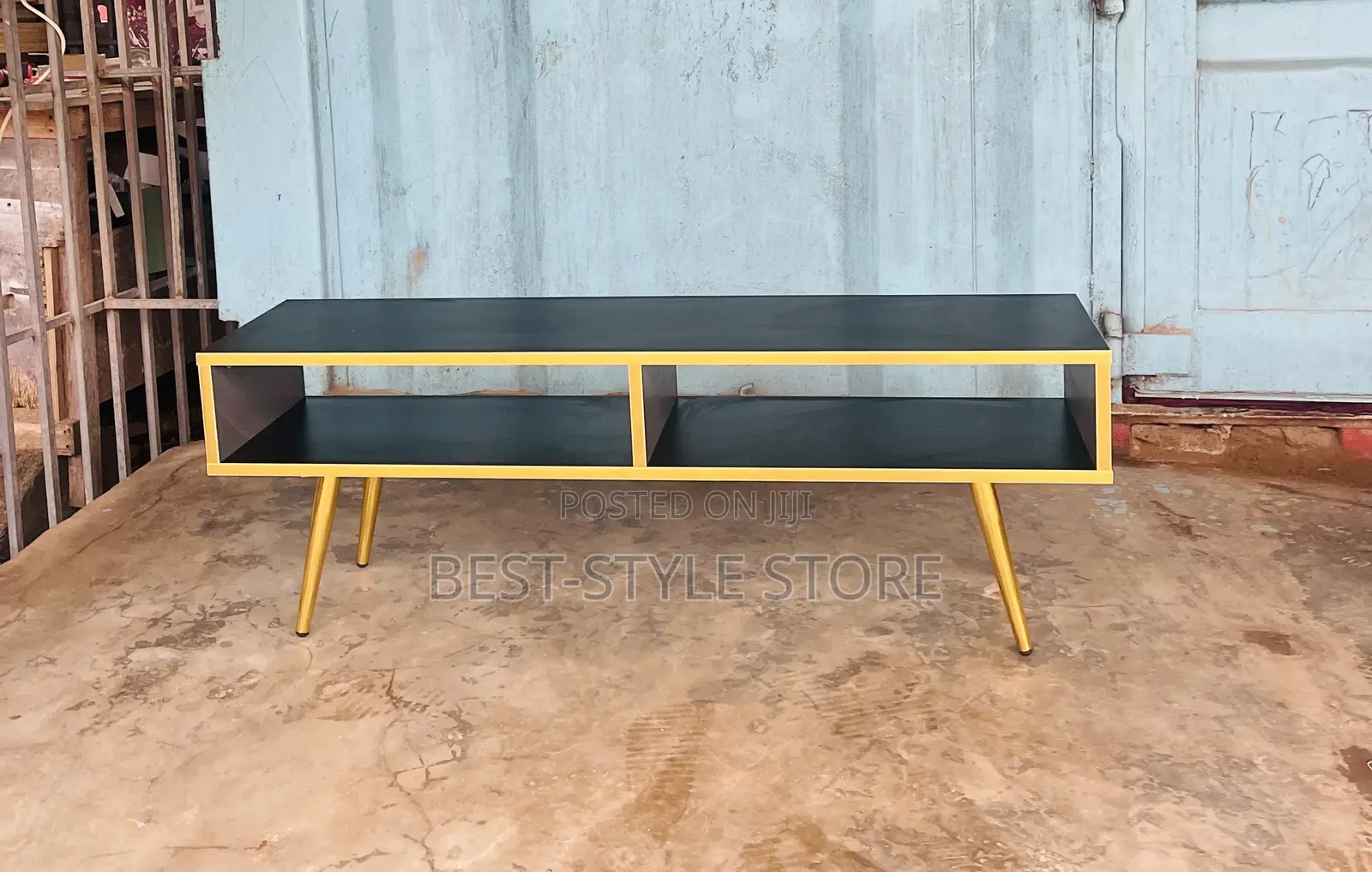4 Feet TV Stand