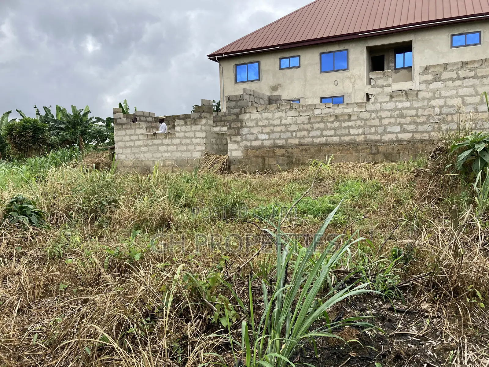Half Plot for Sale at Sokoban Ampaame Hills .