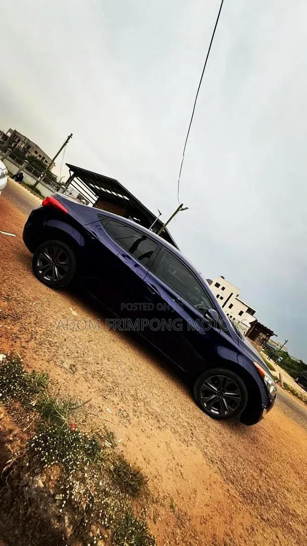 Hyundai Elantra 2013 Blue