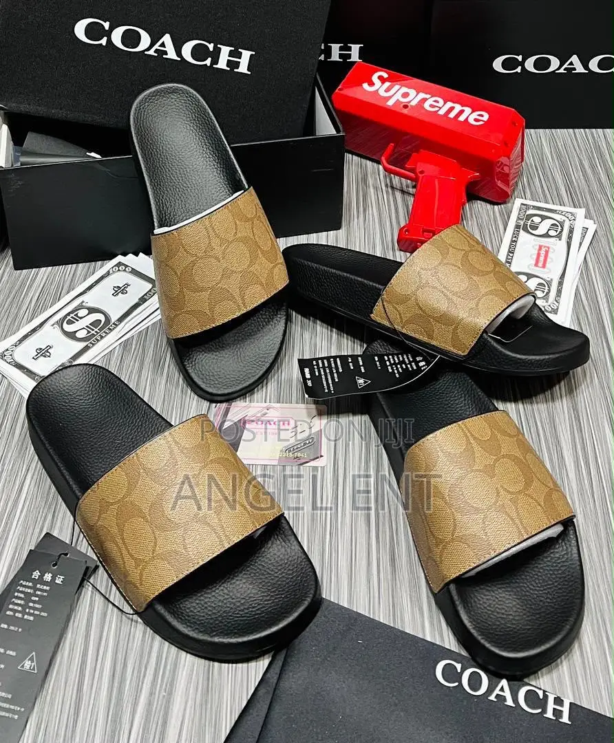 Coach Men's Slides Available in Box (Location: Adum Kumasi)