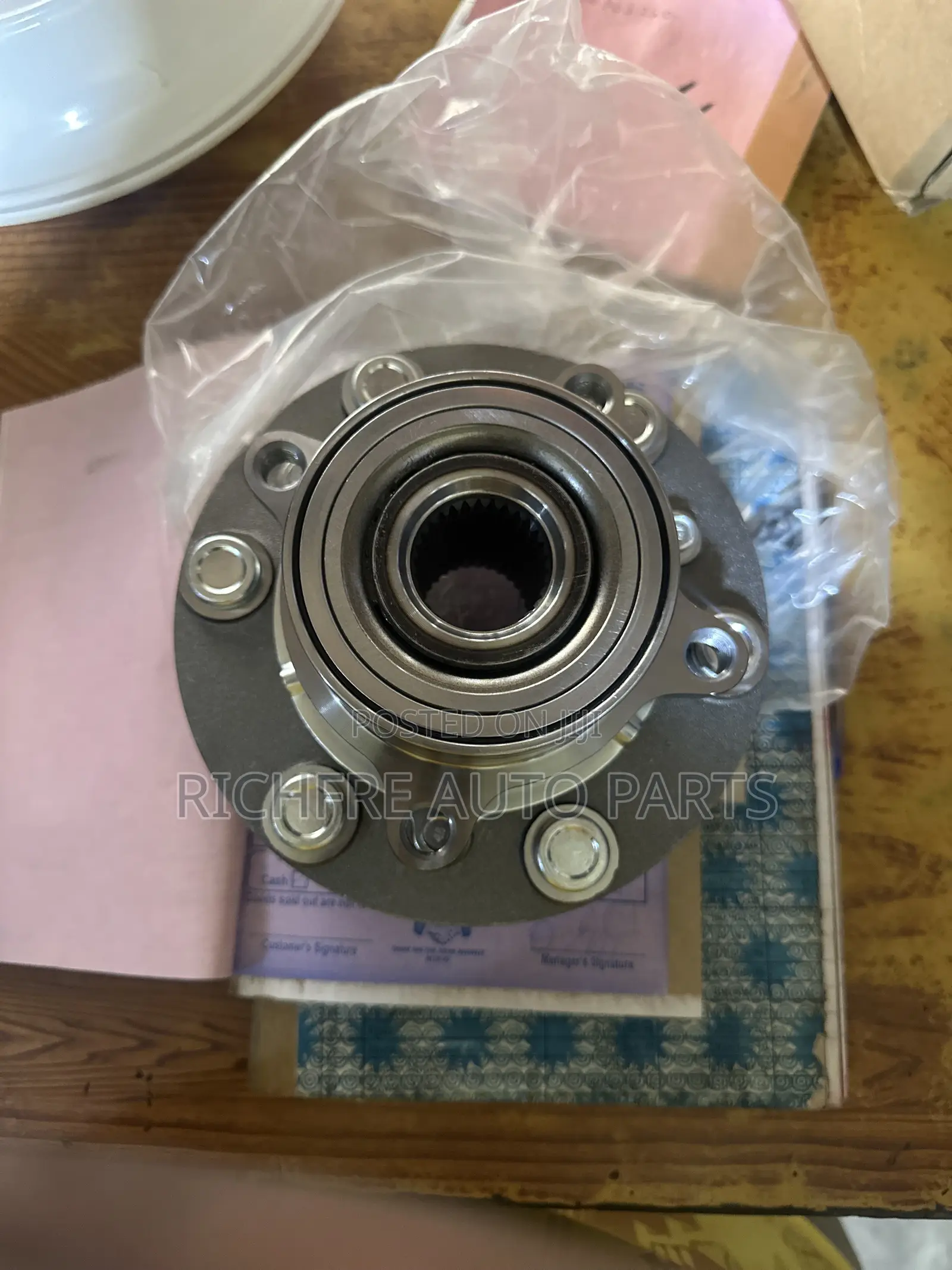 Mitsubishi L200 2016 Front Hub HIGH QUALITY