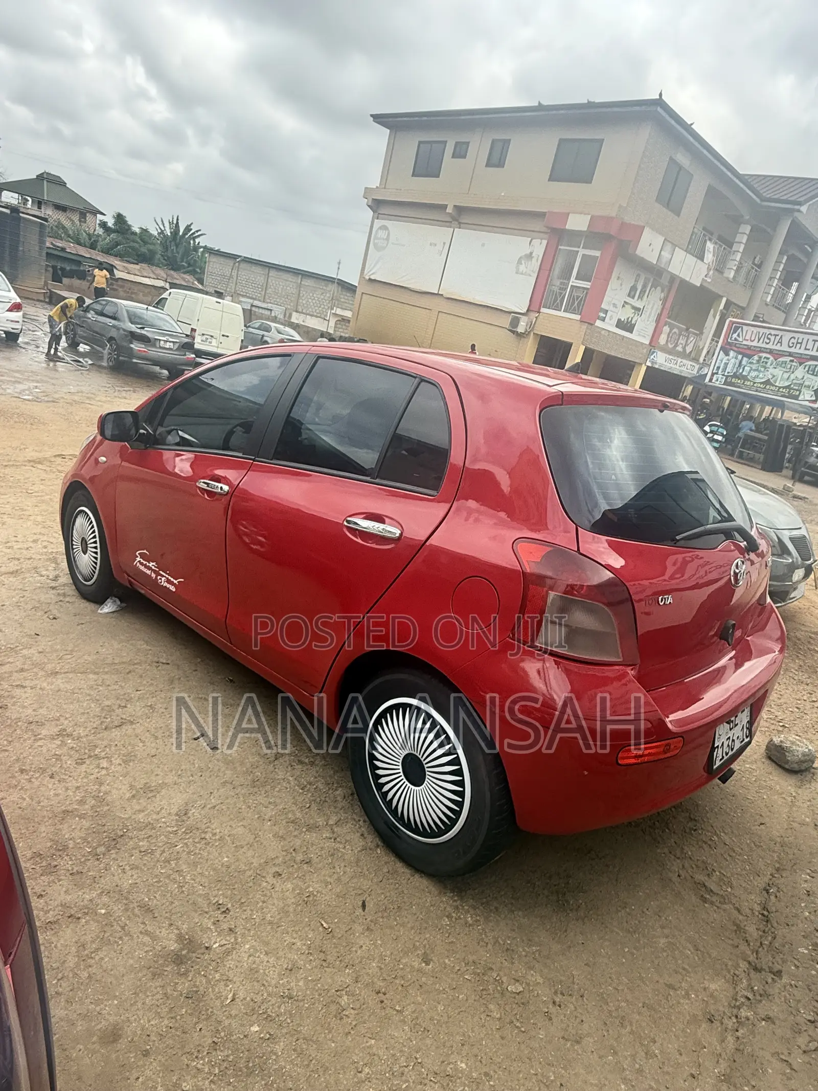 Toyota Yaris 2010 Red