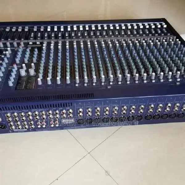 Yamaha Mg24/14fx Channel Mixer With Dual Efx