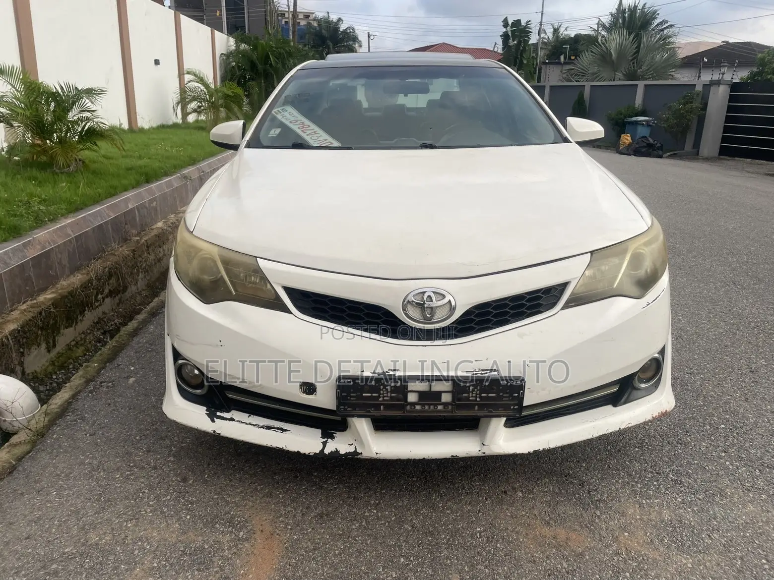 Toyota Camry SE 4dr Sedan (2.5L 4cyl 6A) 2014 White