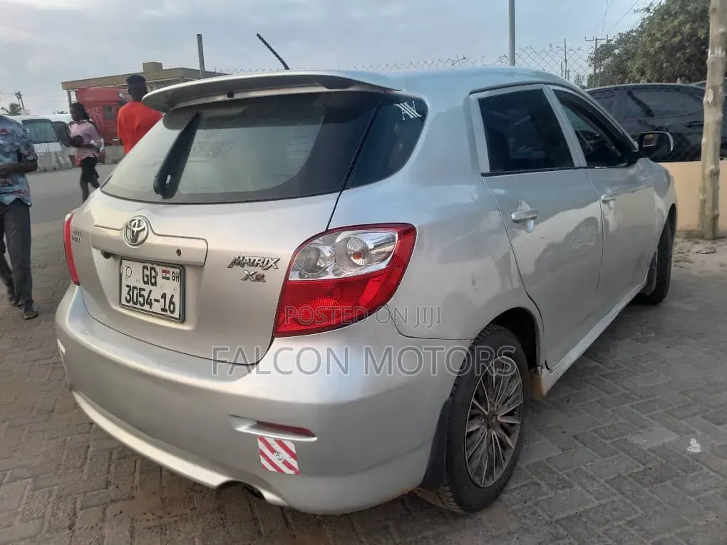 Toyota Matrix 2010 Silver