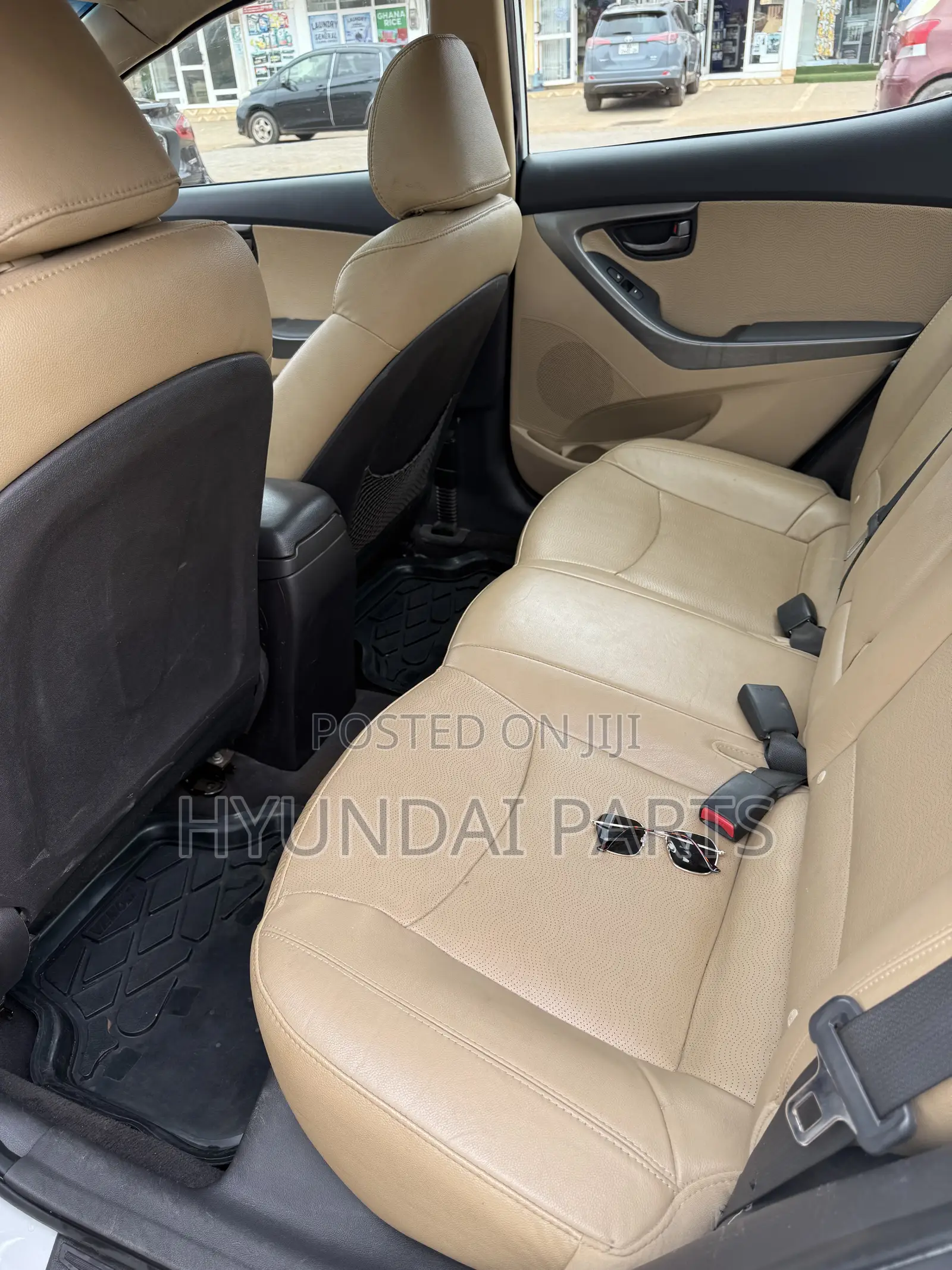 Hyundai Elantra Limited 2012 White