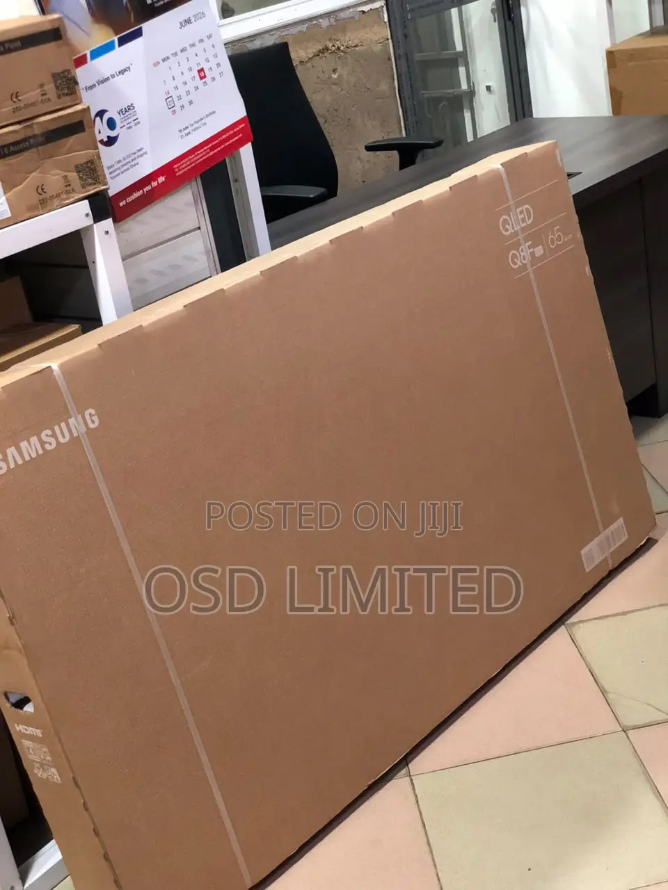 Smart Sleek: Samsung 65" Q8F AirSlim TV