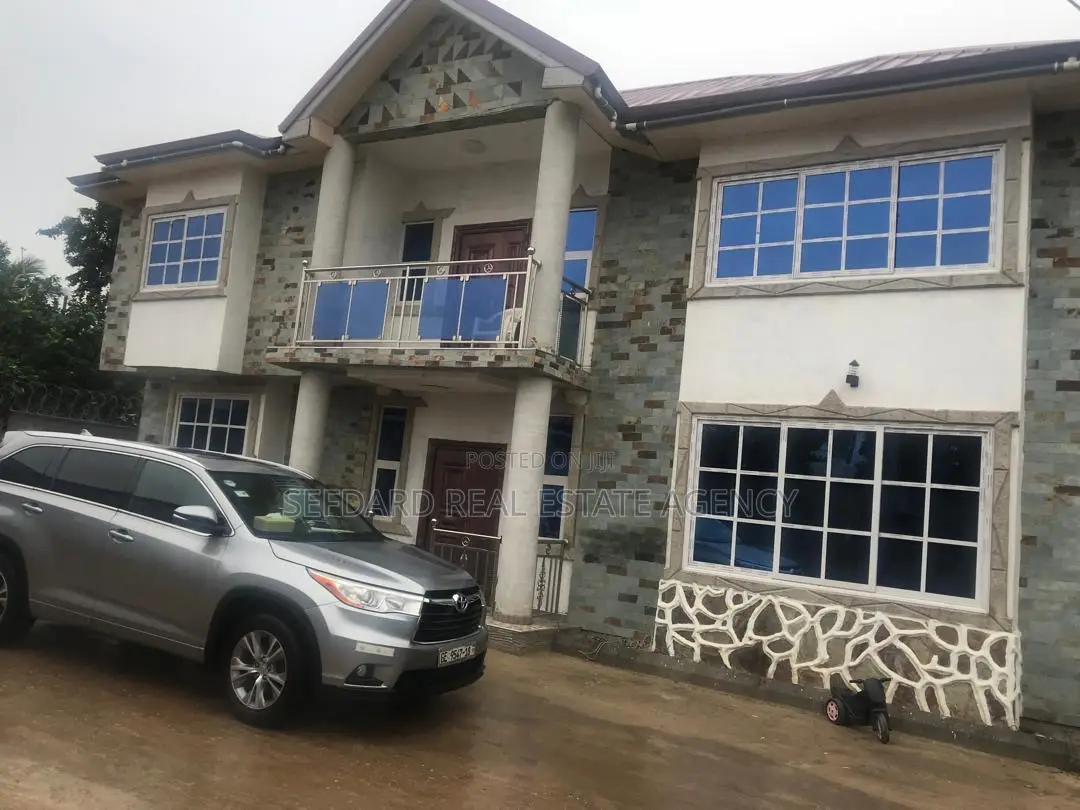 6bdrm House in Sefdard Properties, Kwabenya for rent