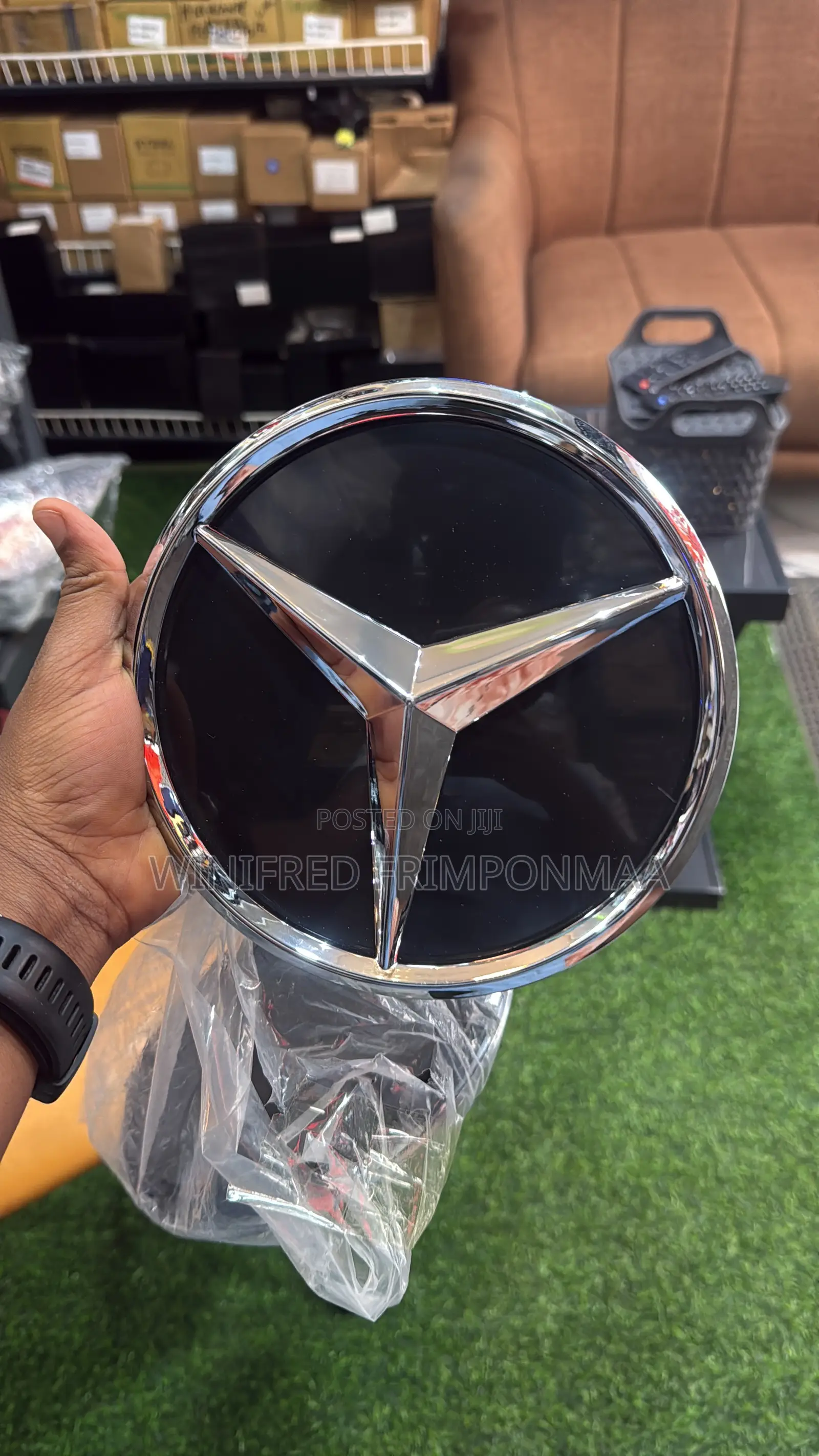 Mercedes Benz Front Crown