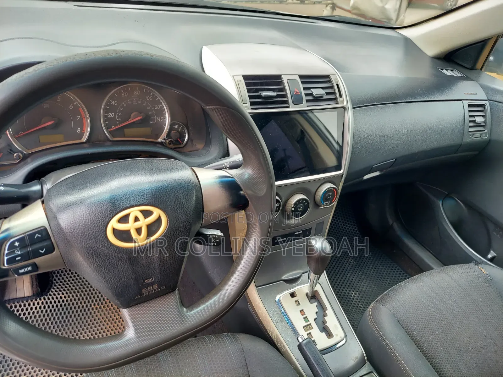 Toyota Corolla 2012 White