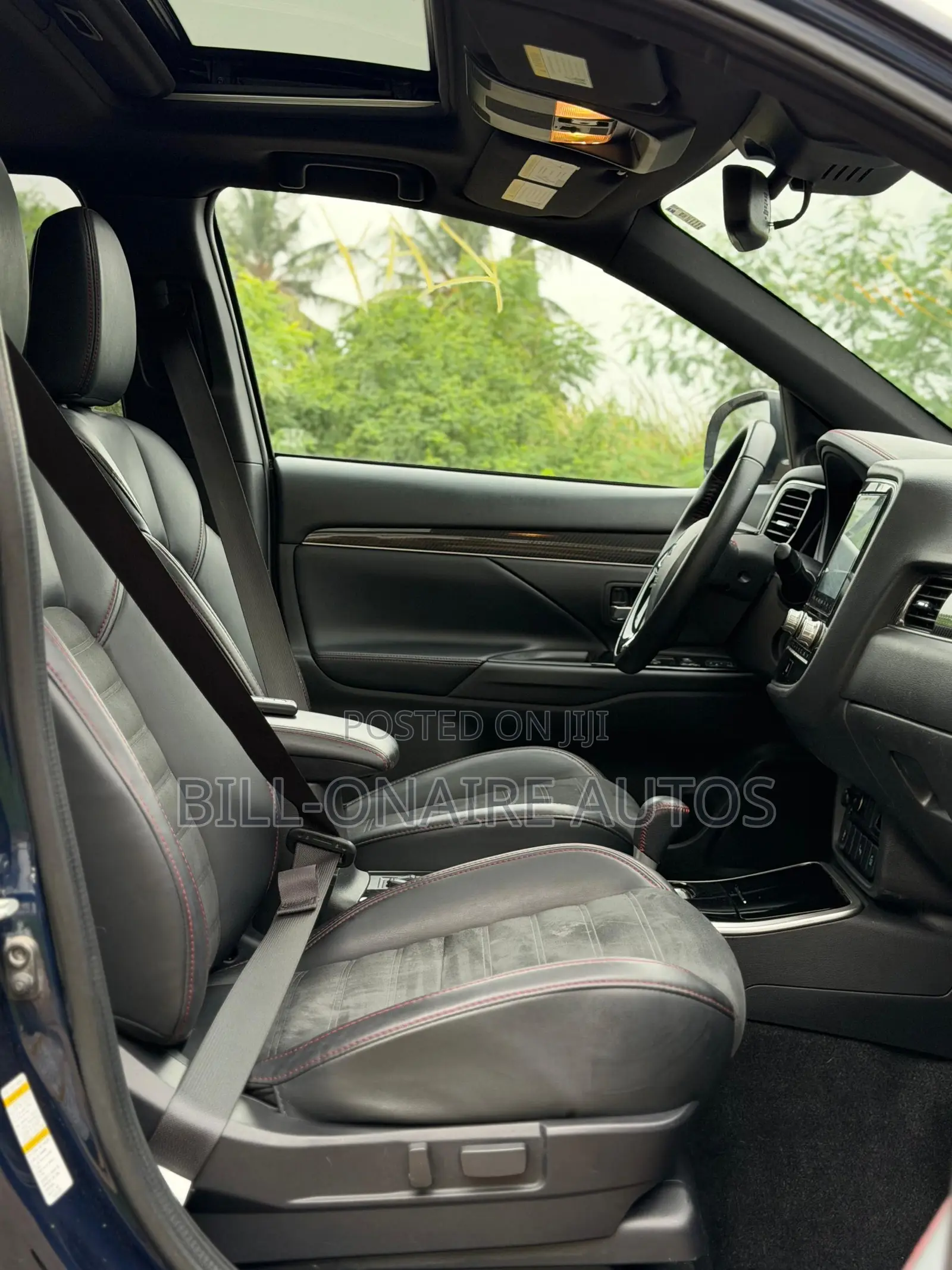 Mitsubishi Outlander LE FWD 2020 Blue
