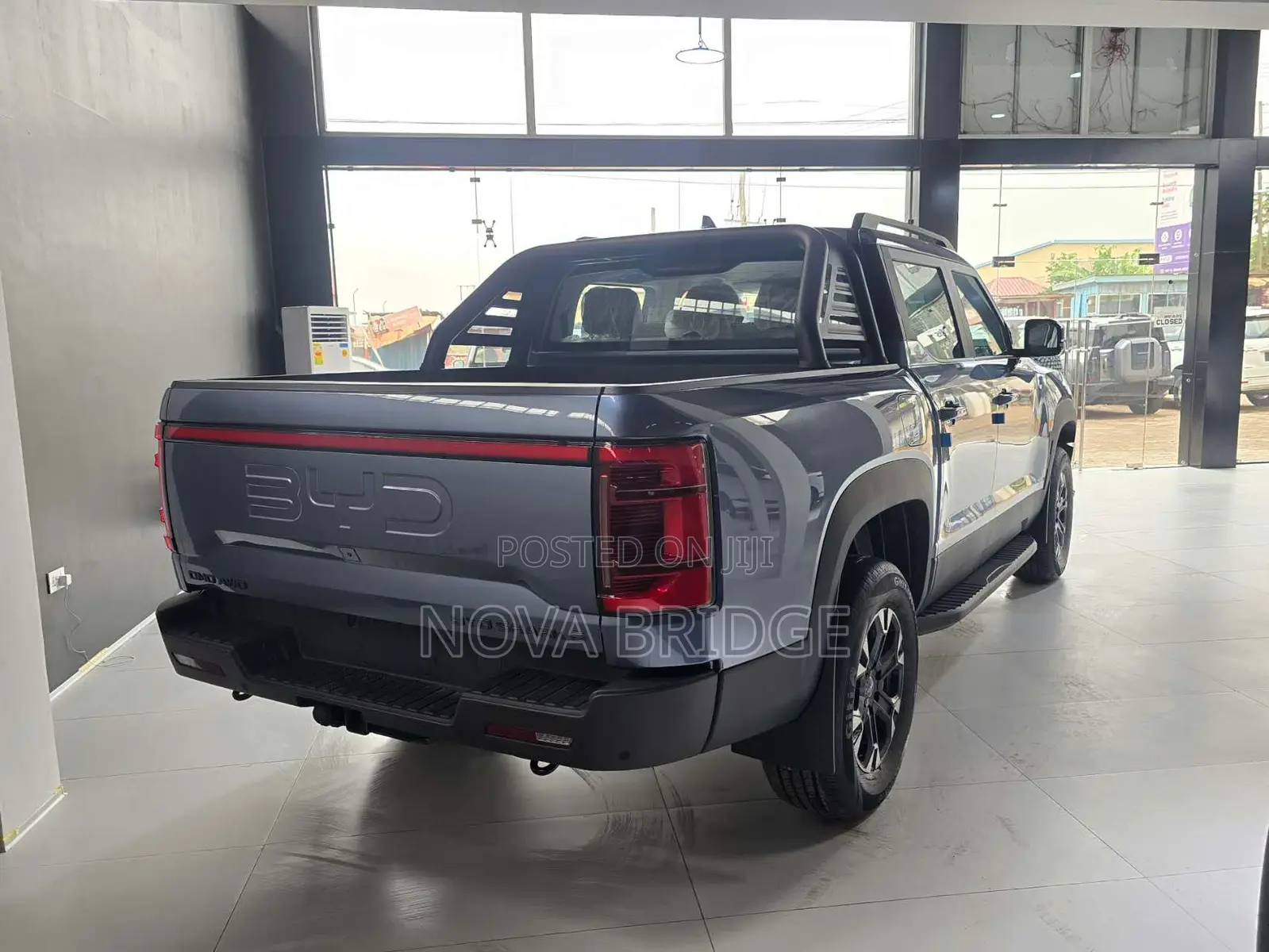 New BYD Leopard 5 2026 Blue