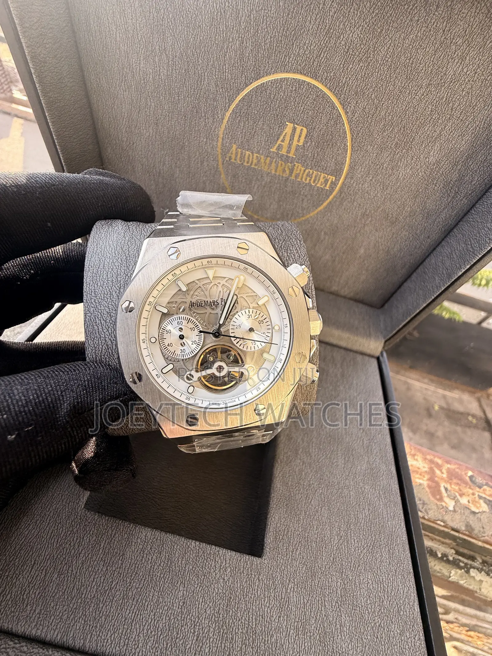 Audemars Piguet Royal Oak Openworked Chronograph – Silver Dial
