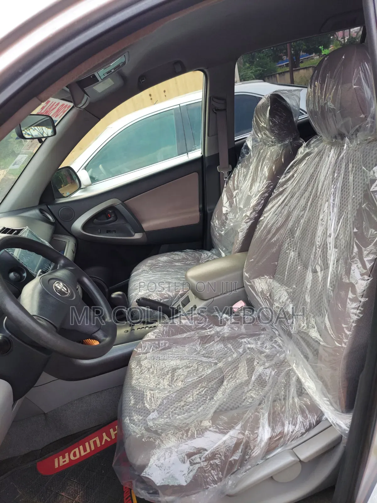 Toyota RAV4 2010 Silver