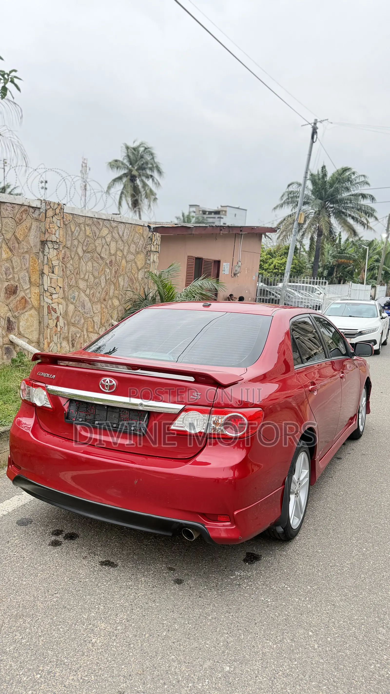 Toyota Corolla S 4dr Sedan (1.8L 4cyl 4A) 2013 Red